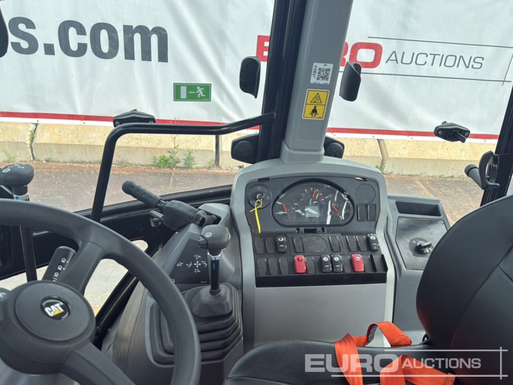 Backhoe loader Unused 2025 CAT 424: picture 33