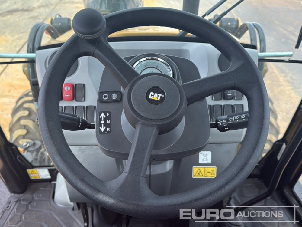 Backhoe loader Unused 2025 CAT 424: picture 35