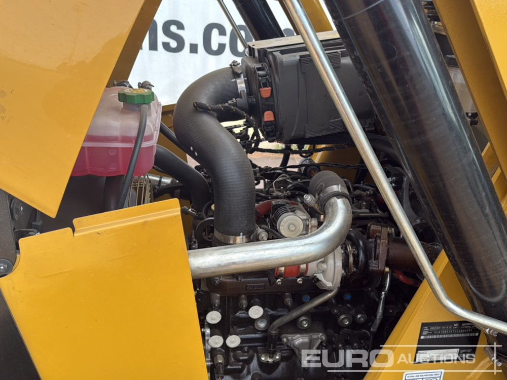 Backhoe loader Unused 2025 CAT 424: picture 42