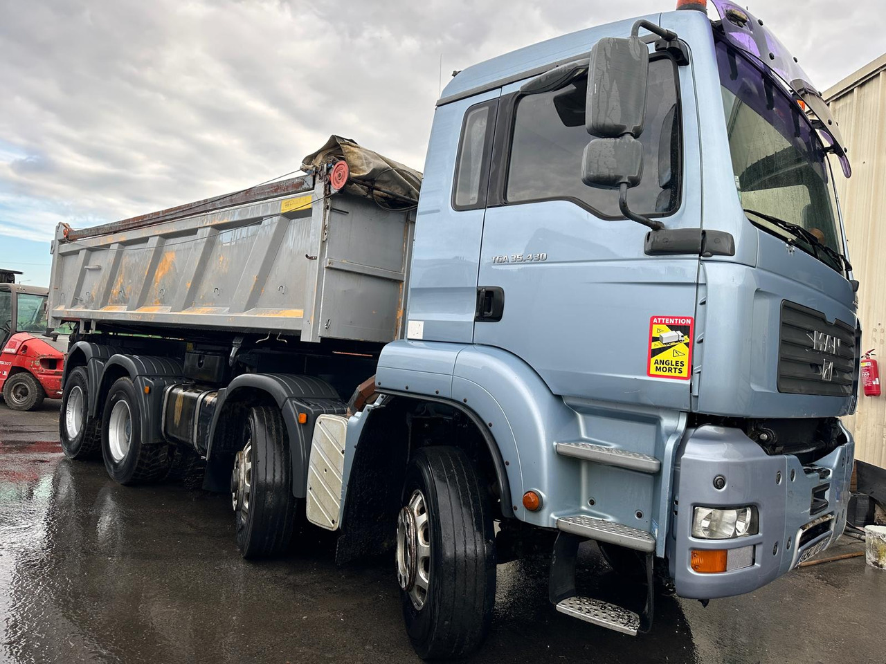 Camion bi-benne MAN TGA 35.430 5894-YQ-56 - Tipper: picture 3 Camion bi-benne MAN TGA 35.430 5894-YQ-56 - Tipper: picture 3