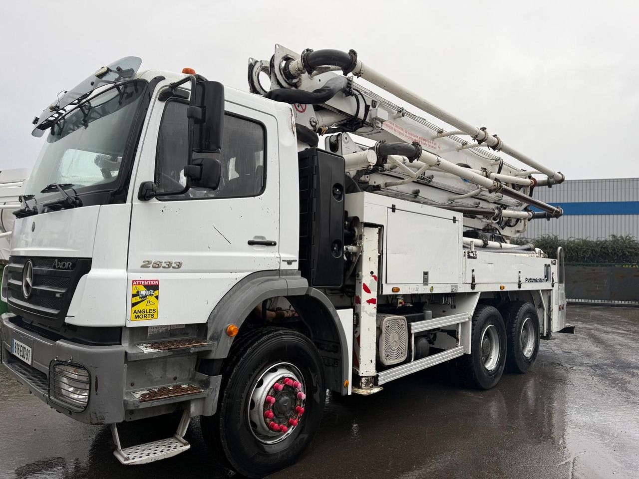 Camion pompe à béton 816-EQD-91 - Concrete pump truck: picture 2 Camion pompe à béton 816-EQD-91 - Concrete pump truck: picture 2