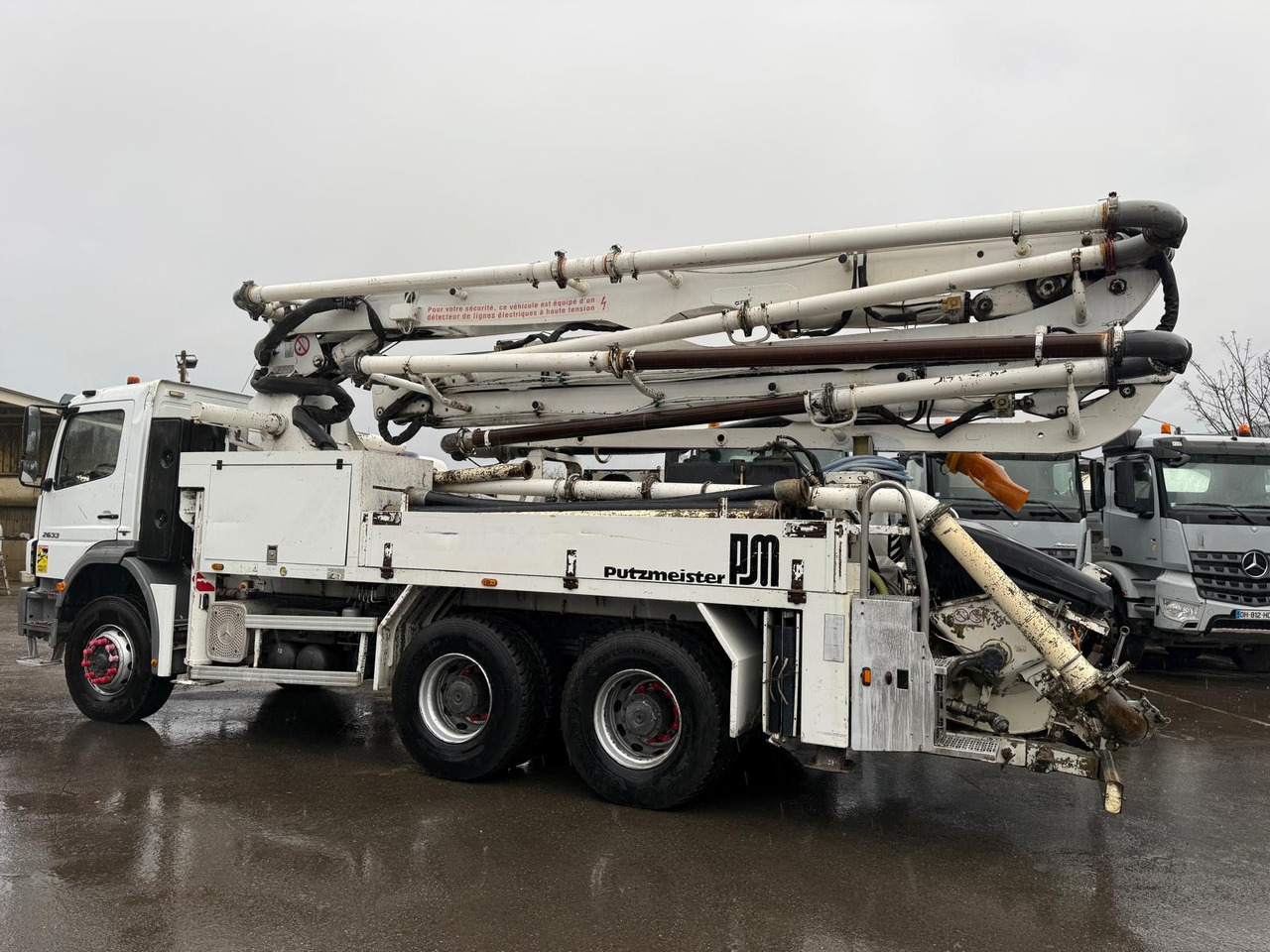 Camion pompe à béton 816-EQD-91 - Concrete pump truck: picture 4 Camion pompe à béton 816-EQD-91 - Concrete pump truck: picture 4