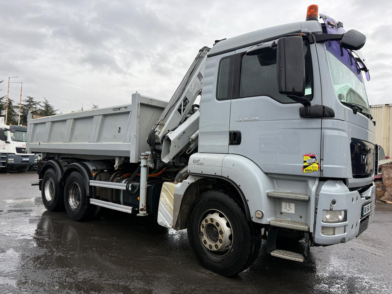 Camion porteur grue bi-benne MAN TGS 26.320 AB-504-HR - Tipper, Crane truck: picture 3 Camion porteur grue bi-benne MAN TGS 26.320 AB-504-HR - Tipper, Crane truck: picture 3