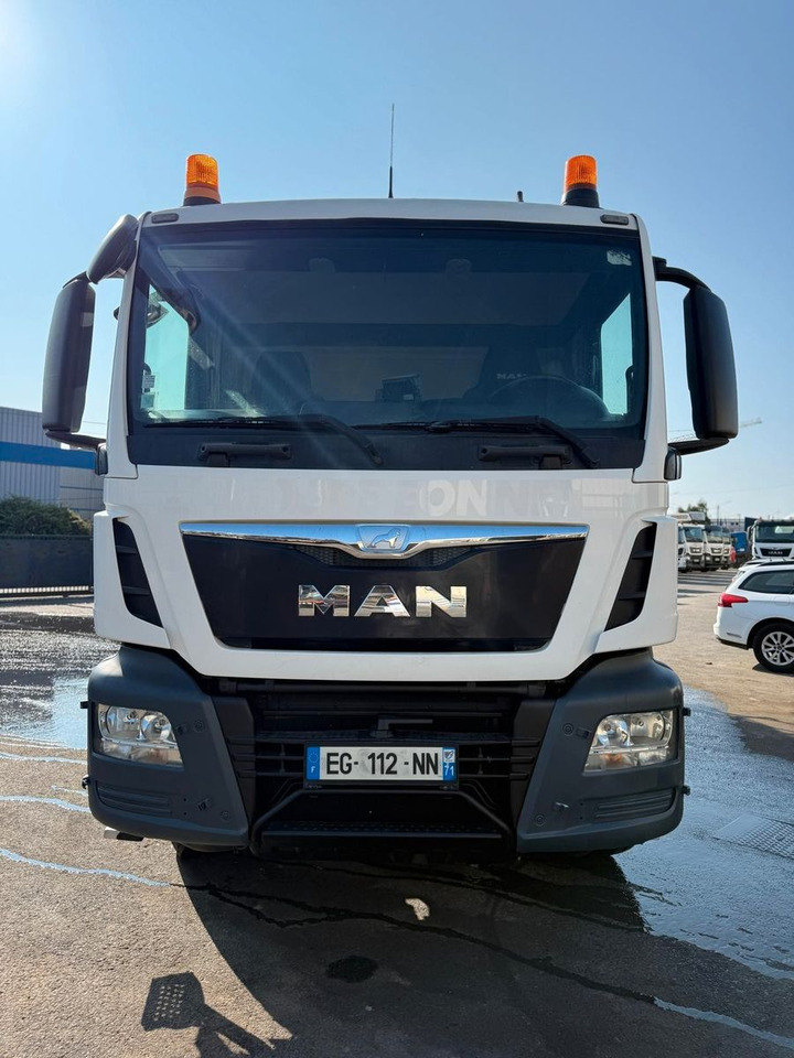 MAN TGS 32.360 - Concrete mixer truck: picture 3 MAN TGS 32.360 - Concrete mixer truck: picture 3