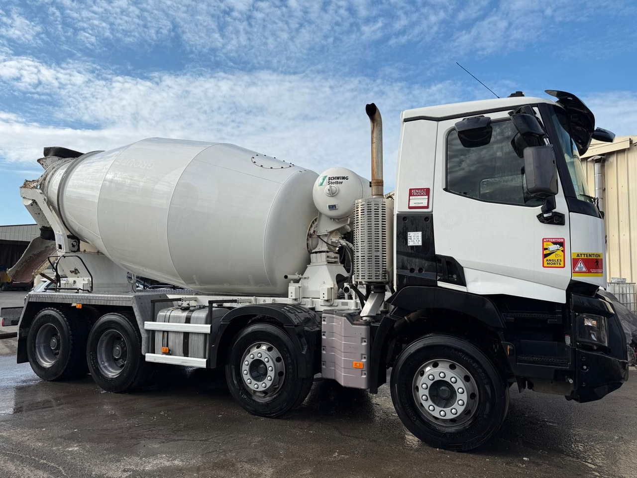 Renault C380 - Concrete mixer truck: picture 2 Renault C380 - Concrete mixer truck: picture 2