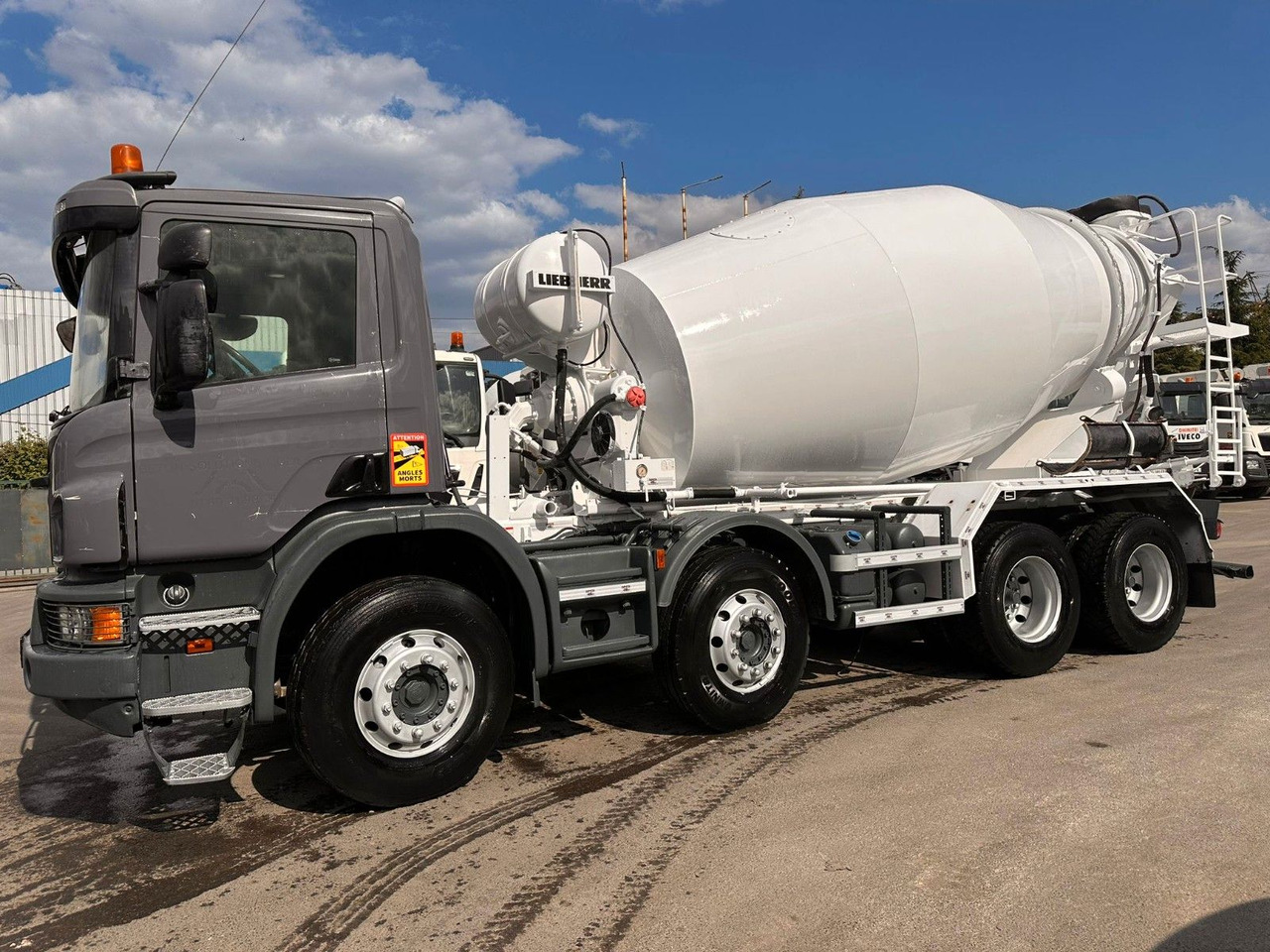 Scania P410 - Concrete mixer truck: picture 1 Scania P410 - Concrete mixer truck: picture 1