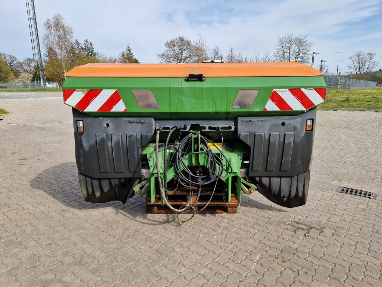 Fertilizer spreader Amazone ZA-TS 2700 Profis Hydro: picture 7