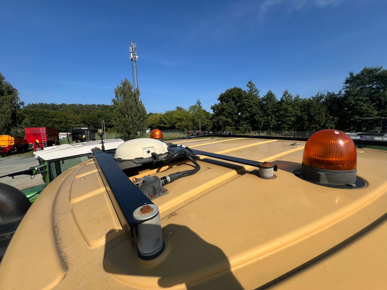 Challenger MT 865 - Tracked tractor: picture 3 Challenger MT 865 - Tracked tractor: picture 3