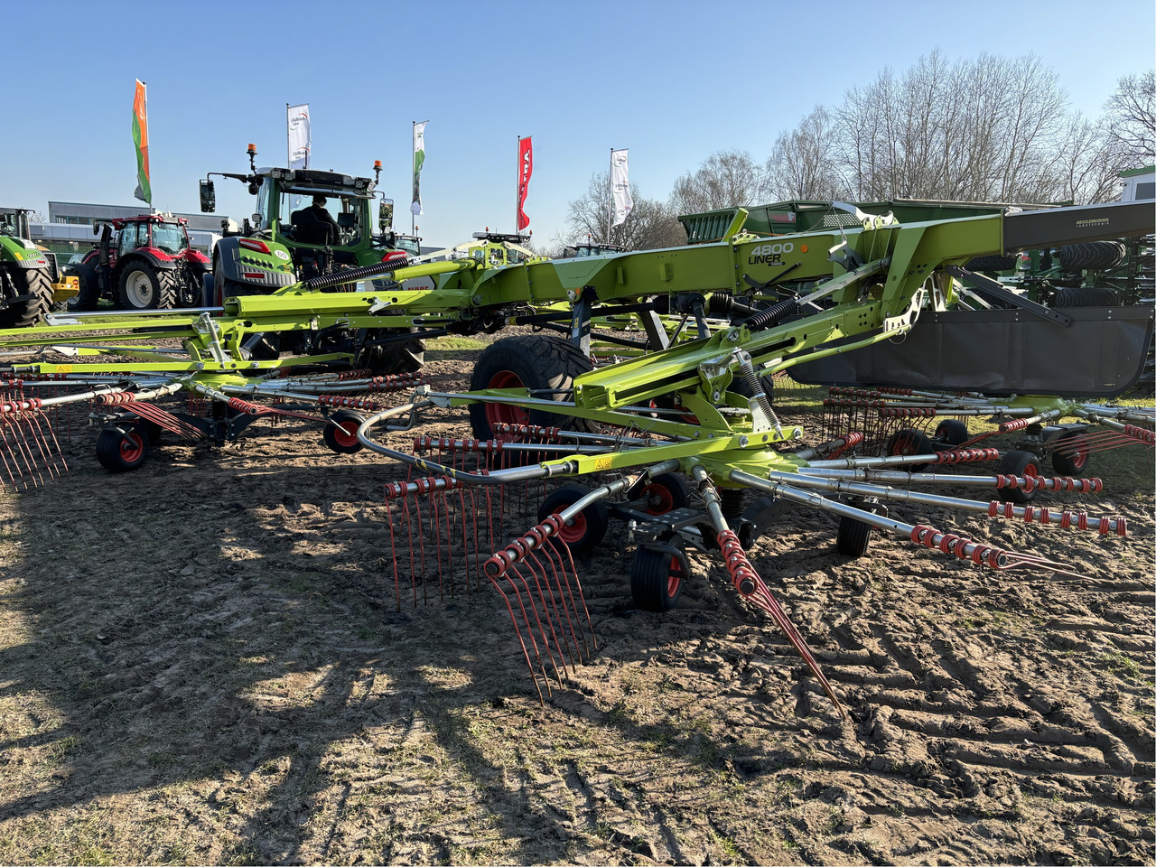 Claas Liner 4800 Trend - Tedder/ Rake: picture 3 Claas Liner 4800 Trend - Tedder/ Rake: picture 3