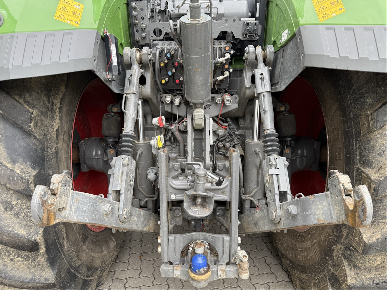 Fendt 1042 Vario Gen2 ProfiPlus - Farm tractor: picture 3 Fendt 1042 Vario Gen2 ProfiPlus - Farm tractor: picture 3