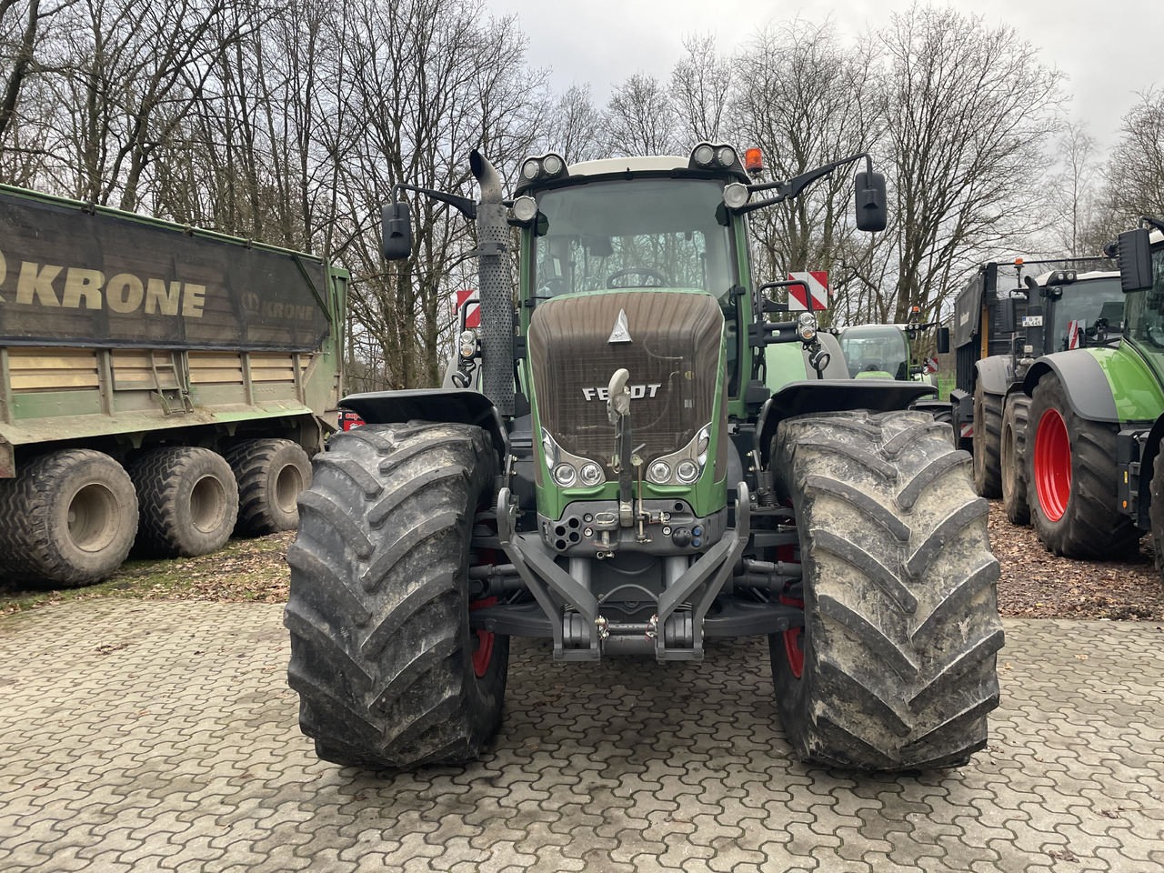Fendt 927 Vario - Farm tractor: picture 4 Fendt 927 Vario - Farm tractor: picture 4