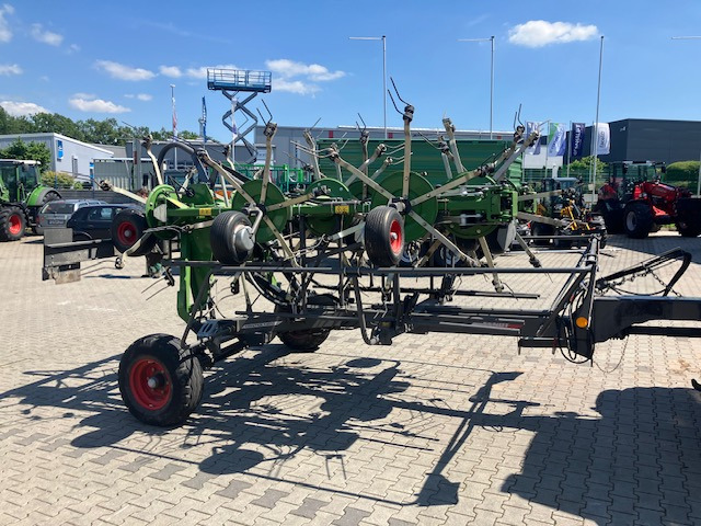 Fendt Twister 13010 T - Tedder/ Rake: picture 1 Fendt Twister 13010 T - Tedder/ Rake: picture 1