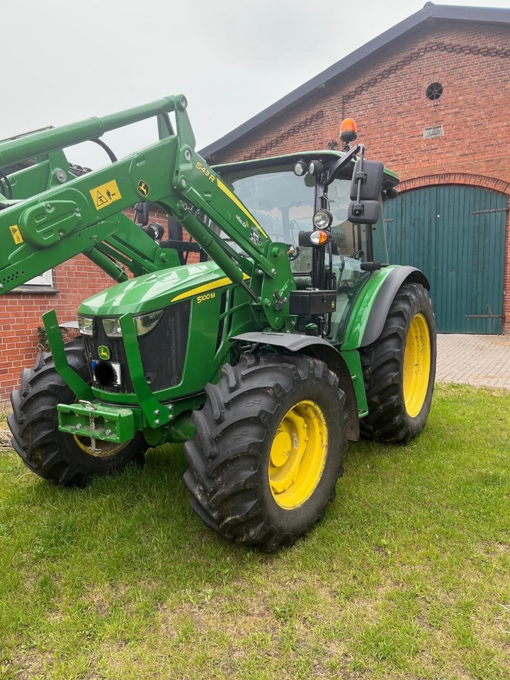 John Deere 5100 M - Farm tractor: picture 1 John Deere 5100 M - Farm tractor: picture 1