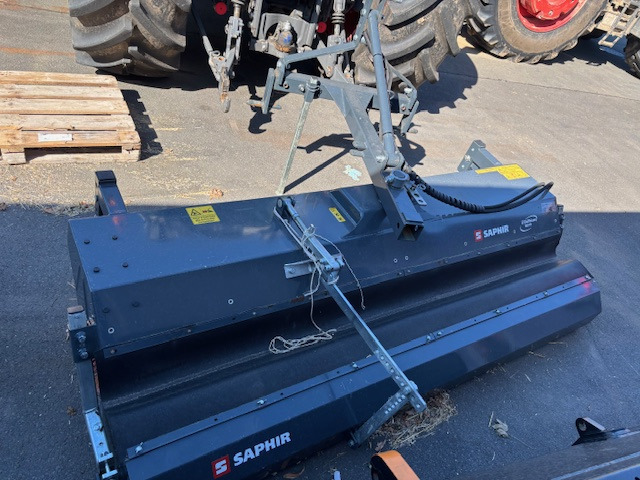 Saphir FKM 231 Kehrmaschine - Mower: picture 2 Saphir FKM 231 Kehrmaschine - Mower: picture 2
