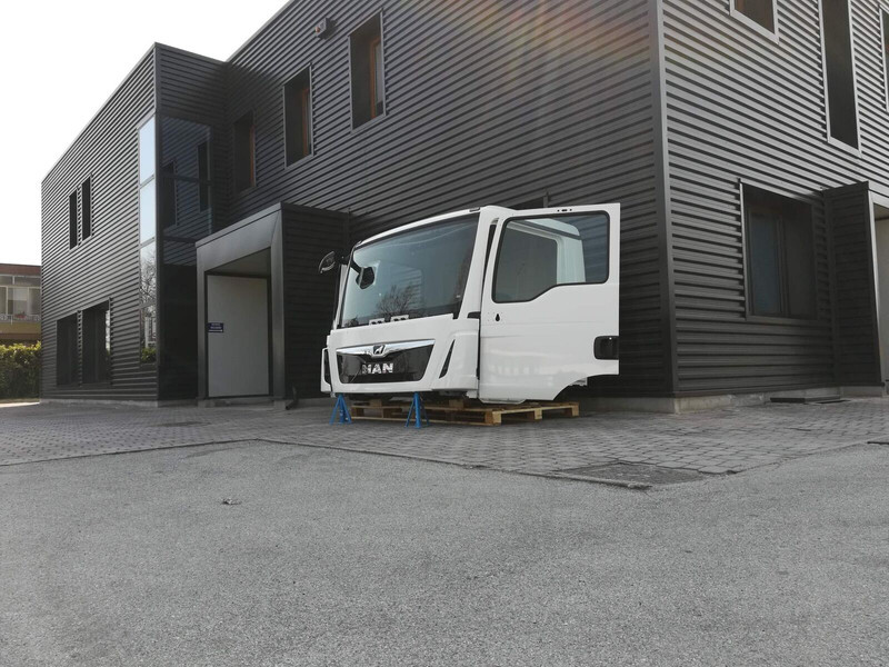 MAN TGL EURO 6 - Cab and interior for Truck: picture 3 MAN TGL EURO 6 - Cab and interior for Truck: picture 3