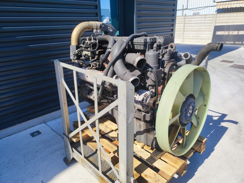 Mercedes-Benz OM934 - Engine for Truck: picture 1 Mercedes-Benz OM934 - Engine for Truck: picture 1
