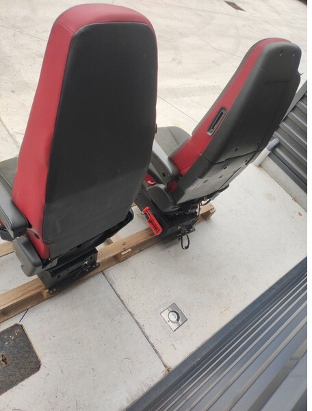 Seat for Truck Volvo FH Euro 6: picture 6
