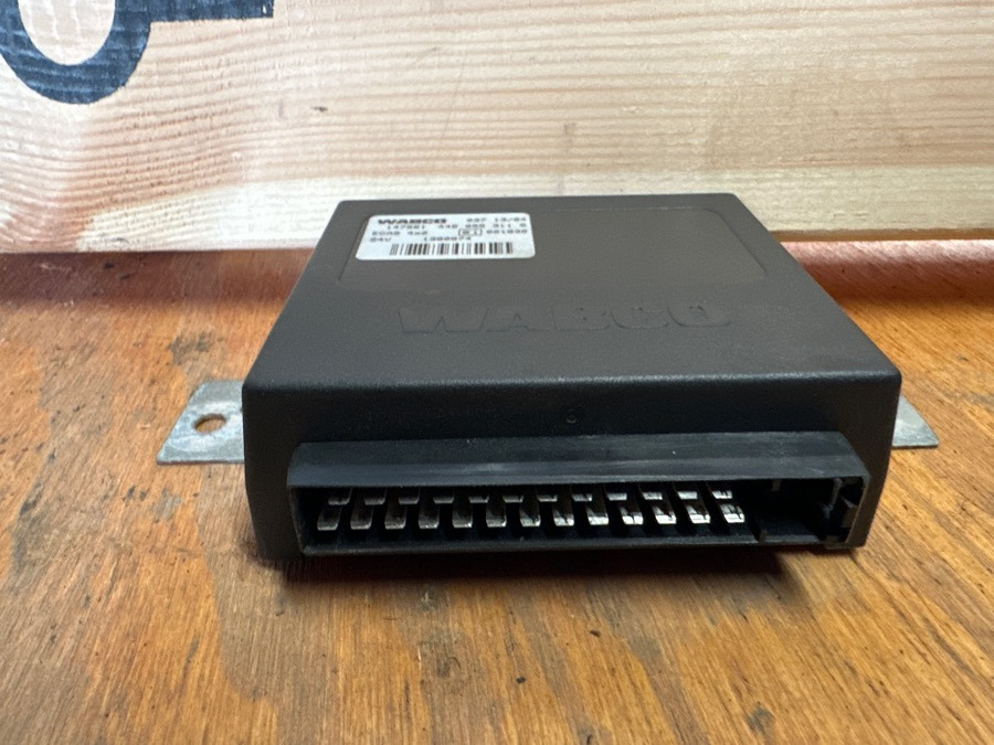 DAF ECU ECAS 1380874 - Electrical system for Truck: picture 1 DAF ECU ECAS 1380874 - Electrical system for Truck: picture 1