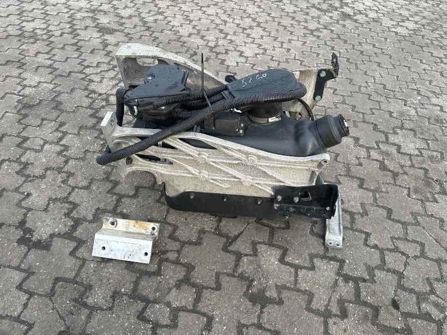 MAN ADBLUE TANK 81.15400-6460 - Fuel processing/ Fuel delivery for Truck: picture 3 MAN ADBLUE TANK 81.15400-6460 - Fuel processing/ Fuel delivery for Truck: picture 3