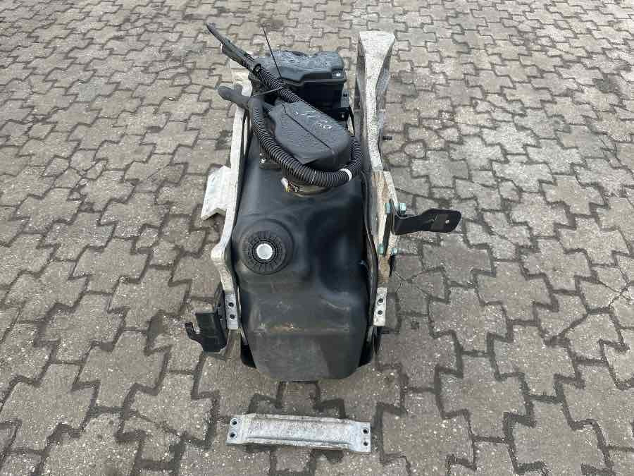 MAN ADBLUE TANK 81.15400-6460 - Fuel processing/ Fuel delivery for Truck: picture 2 MAN ADBLUE TANK 81.15400-6460 - Fuel processing/ Fuel delivery for Truck: picture 2