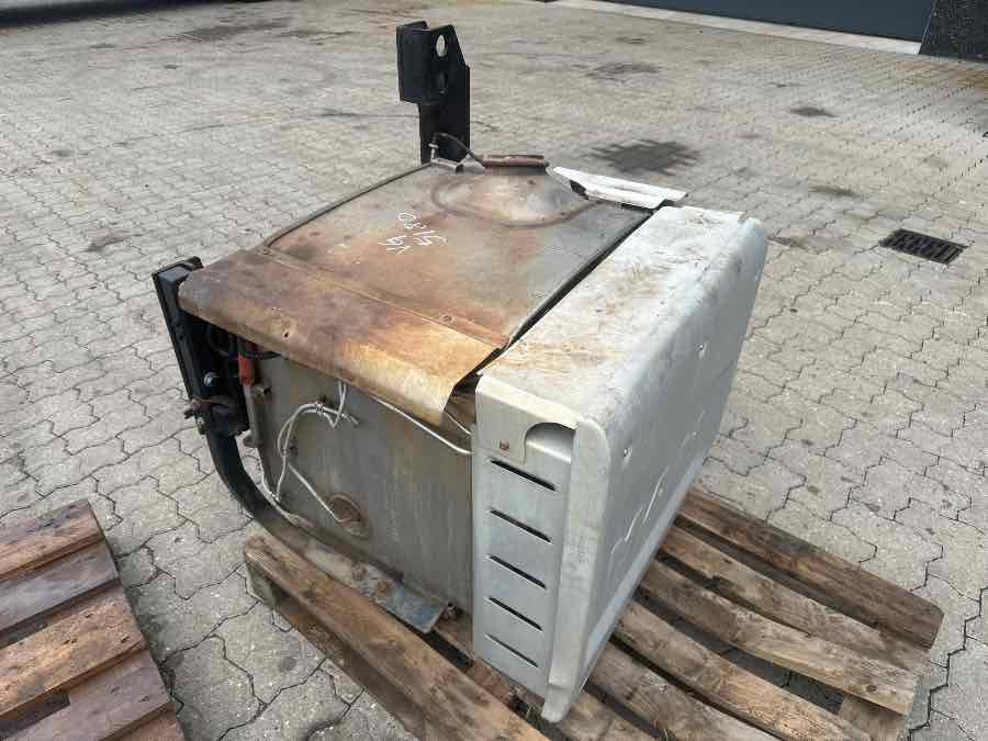 MAN EXHAUST 81.15103-6123 - Muffler/ Exhaust system for Truck: picture 1 MAN EXHAUST 81.15103-6123 - Muffler/ Exhaust system for Truck: picture 1