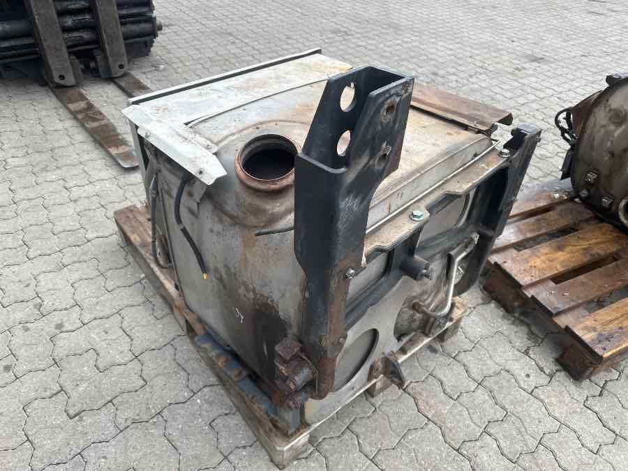 MAN EXHAUST 81.15103-6123 - Muffler/ Exhaust system for Truck: picture 2 MAN EXHAUST 81.15103-6123 - Muffler/ Exhaust system for Truck: picture 2