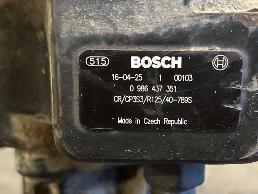 MAN HIGH PRESSURE FUEL PUMP 51.11103-7738 - Fuel processing/ Fuel delivery for Truck: picture 3 MAN HIGH PRESSURE FUEL PUMP 51.11103-7738 - Fuel processing/ Fuel delivery for Truck: picture 3