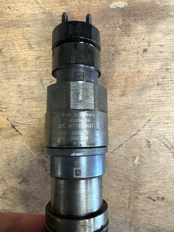 MERCEDES INJECTOR A4710700587 - Fuel processing/ Fuel delivery for Truck: picture 2 MERCEDES INJECTOR A4710700587 - Fuel processing/ Fuel delivery for Truck: picture 2