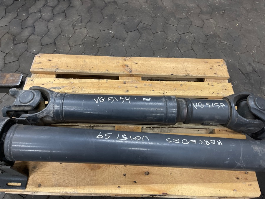 MERCEDES PROPSHAFT A6594106702 + A9414100001 - Propeller shaft for Truck: picture 2 MERCEDES PROPSHAFT A6594106702 + A9414100001 - Propeller shaft for Truck: picture 2