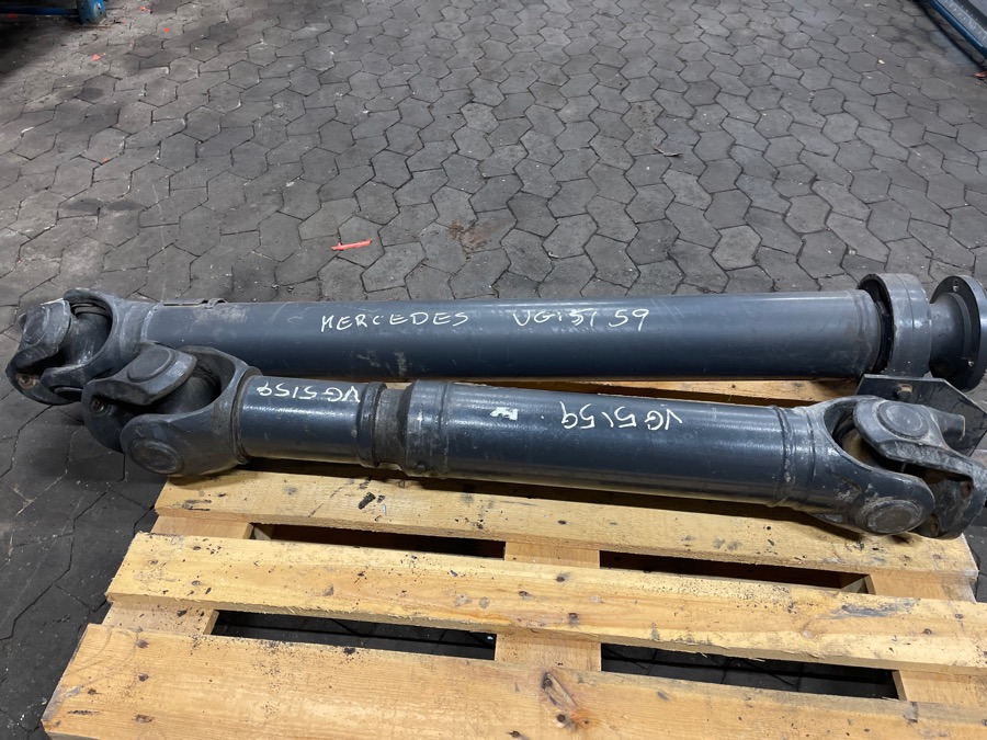 MERCEDES PROPSHAFT A6594106702 + A9414100001 - Propeller shaft for Truck: picture 1 MERCEDES PROPSHAFT A6594106702 + A9414100001 - Propeller shaft for Truck: picture 1