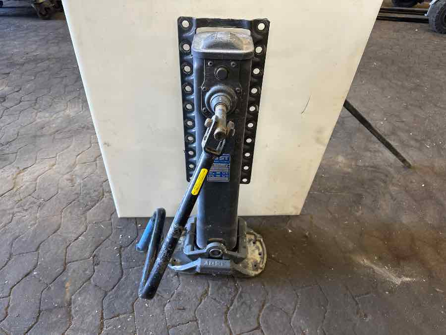 EKERI JOST TRAILER SUPPORT / STØTTEBEN B0403 - Other machinery: picture 1 EKERI JOST TRAILER SUPPORT / STØTTEBEN B0403 - Other machinery: picture 1