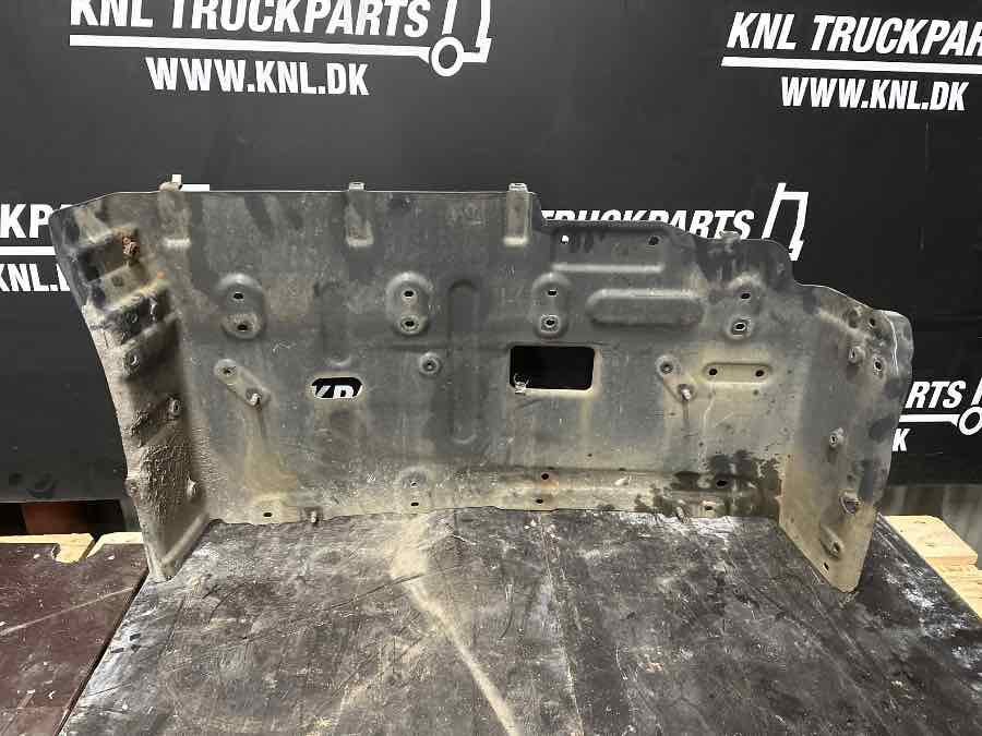 SCANIA BOADING STEB BRACKET 2715970 - Frame/ Chassis for Truck: picture 1 SCANIA BOADING STEB BRACKET 2715970 - Frame/ Chassis for Truck: picture 1