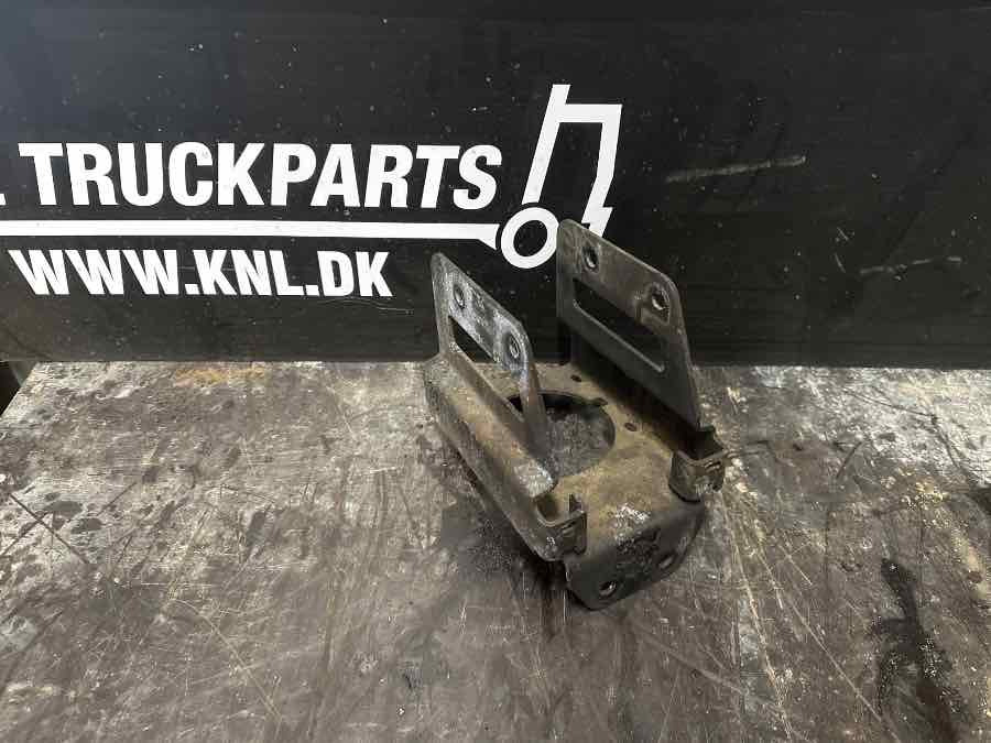 SCANIA BRACKET 2573684 - Frame/ Chassis for Truck: picture 1 SCANIA BRACKET 2573684 - Frame/ Chassis for Truck: picture 1