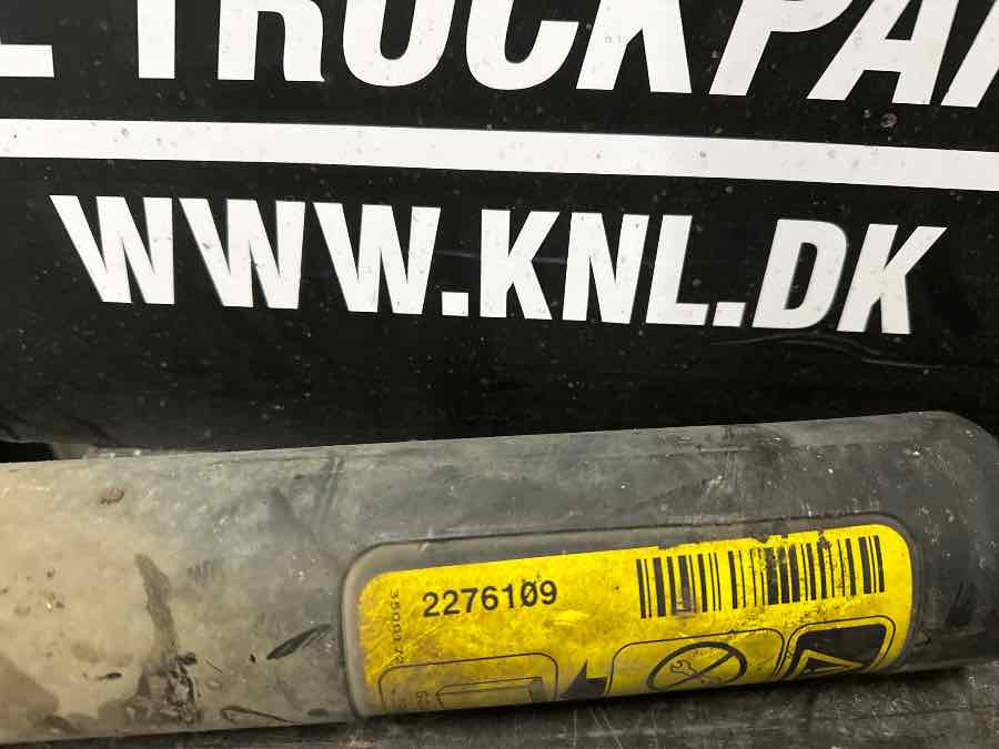 SCANIA CABINE TILT CYLINDER 2276109 - Cab and interior for Truck: picture 2 SCANIA CABINE TILT CYLINDER 2276109 - Cab and interior for Truck: picture 2