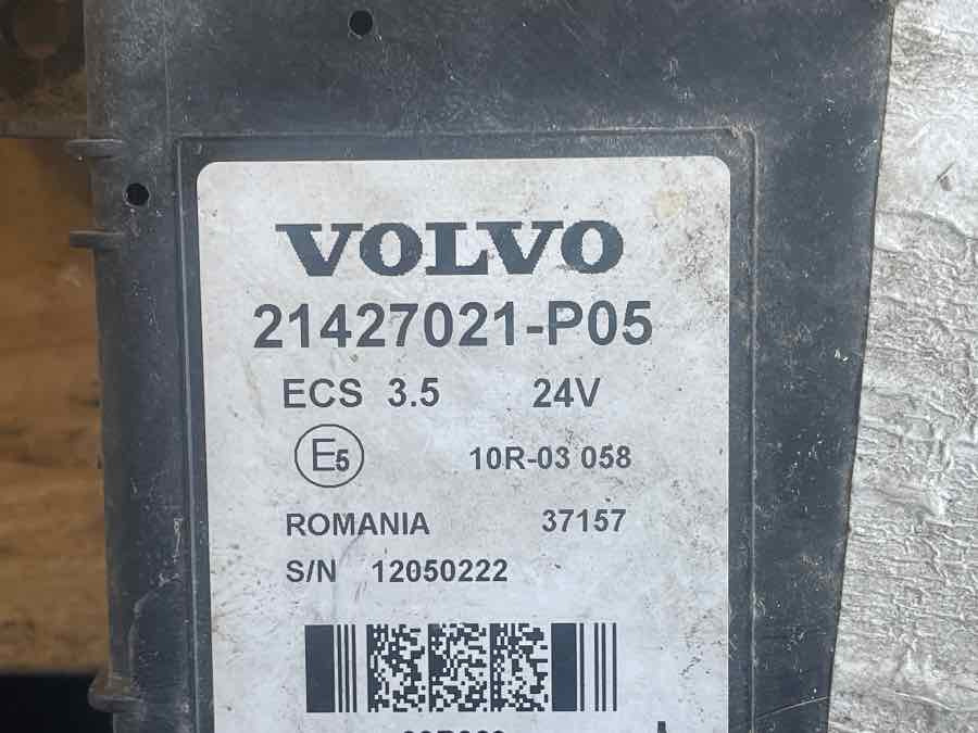 VOLVO ECU 21427021 P05 - Electrical system for Truck: picture 2 VOLVO ECU 21427021 P05 - Electrical system for Truck: picture 2