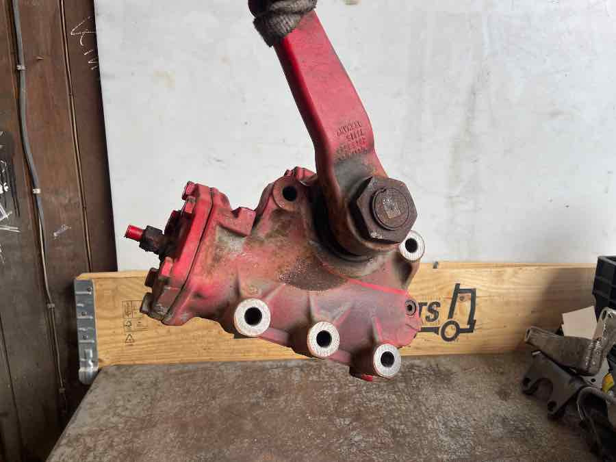VOLVO STEERING GEAR 250351 - Steering for Truck: picture 2 VOLVO STEERING GEAR 250351 - Steering for Truck: picture 2