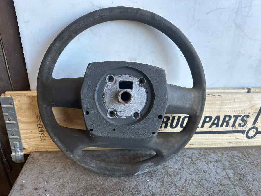 VOLVO STEERING WHEEL 84450863 - Steering for Truck: picture 2 VOLVO STEERING WHEEL 84450863 - Steering for Truck: picture 2