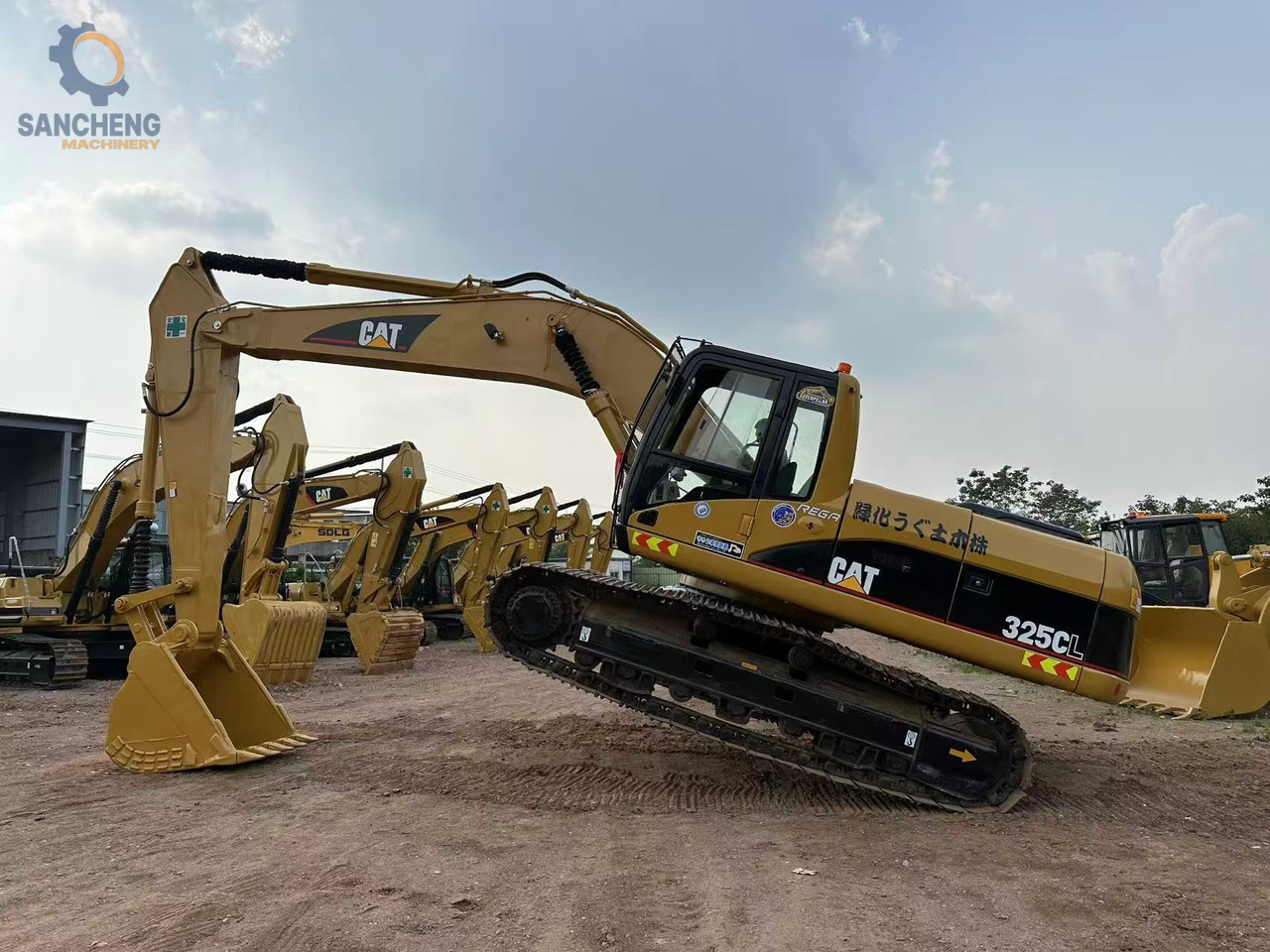 Crawler excavator CAT 325 CL: picture 12