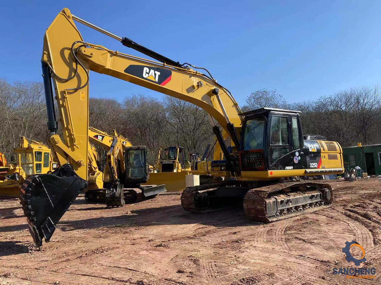 CAT 325D - Excavator: picture 4 CAT 325D - Excavator: picture 4