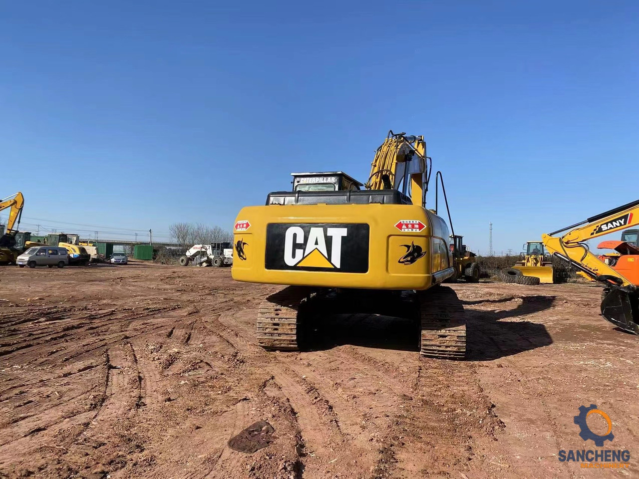 Excavator CAT 325D: picture 10