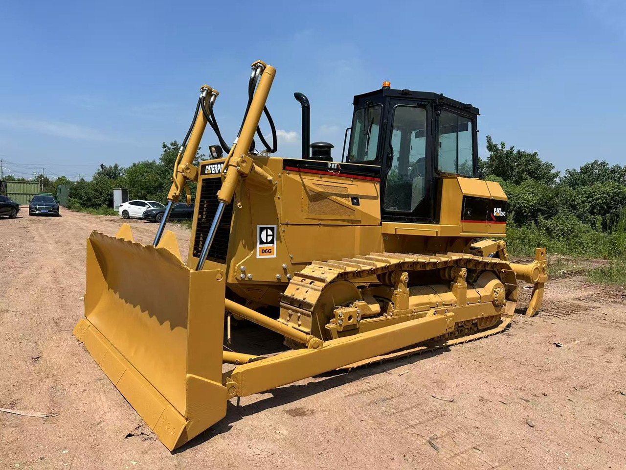 CAT D6G - Bulldozer: picture 1 CAT D6G - Bulldozer: picture 1