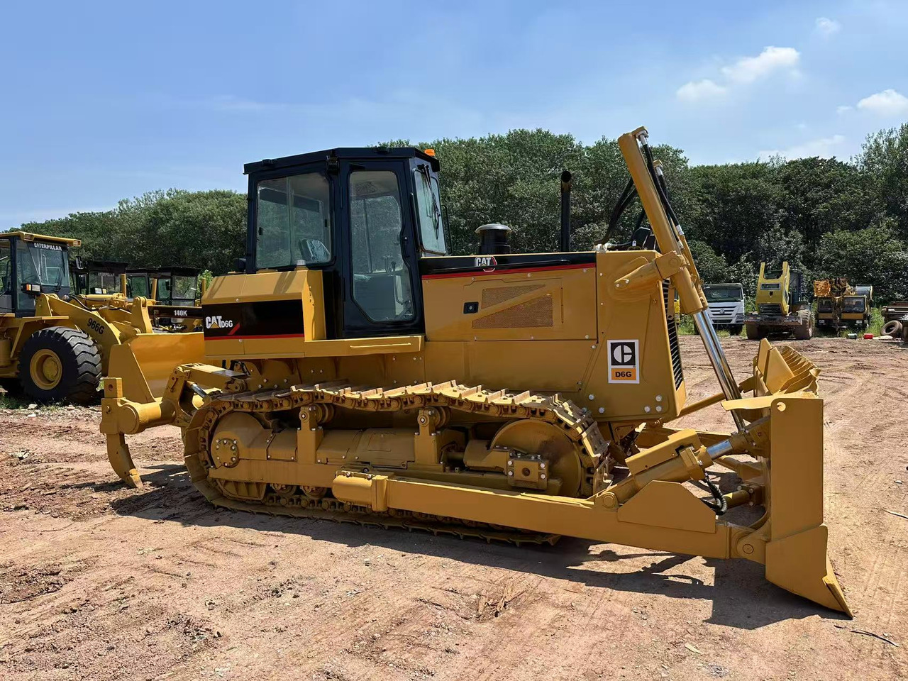 CAT D6G bulldozer - Bulldozer: picture 2 CAT D6G bulldozer - Bulldozer: picture 2