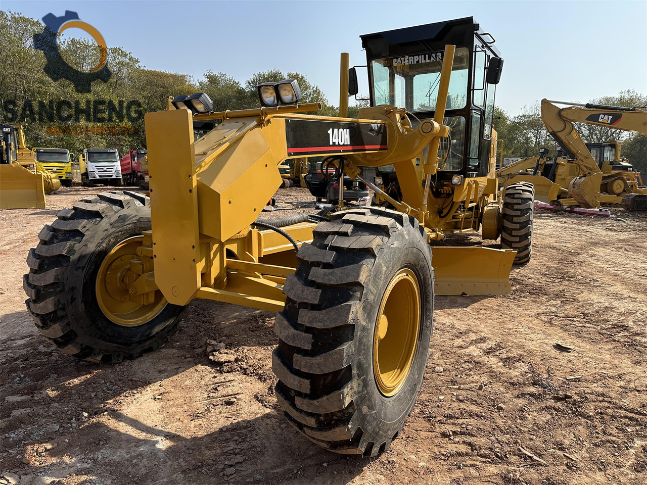 CATERPILLAR 140H - Grader: picture 4 CATERPILLAR 140H - Grader: picture 4