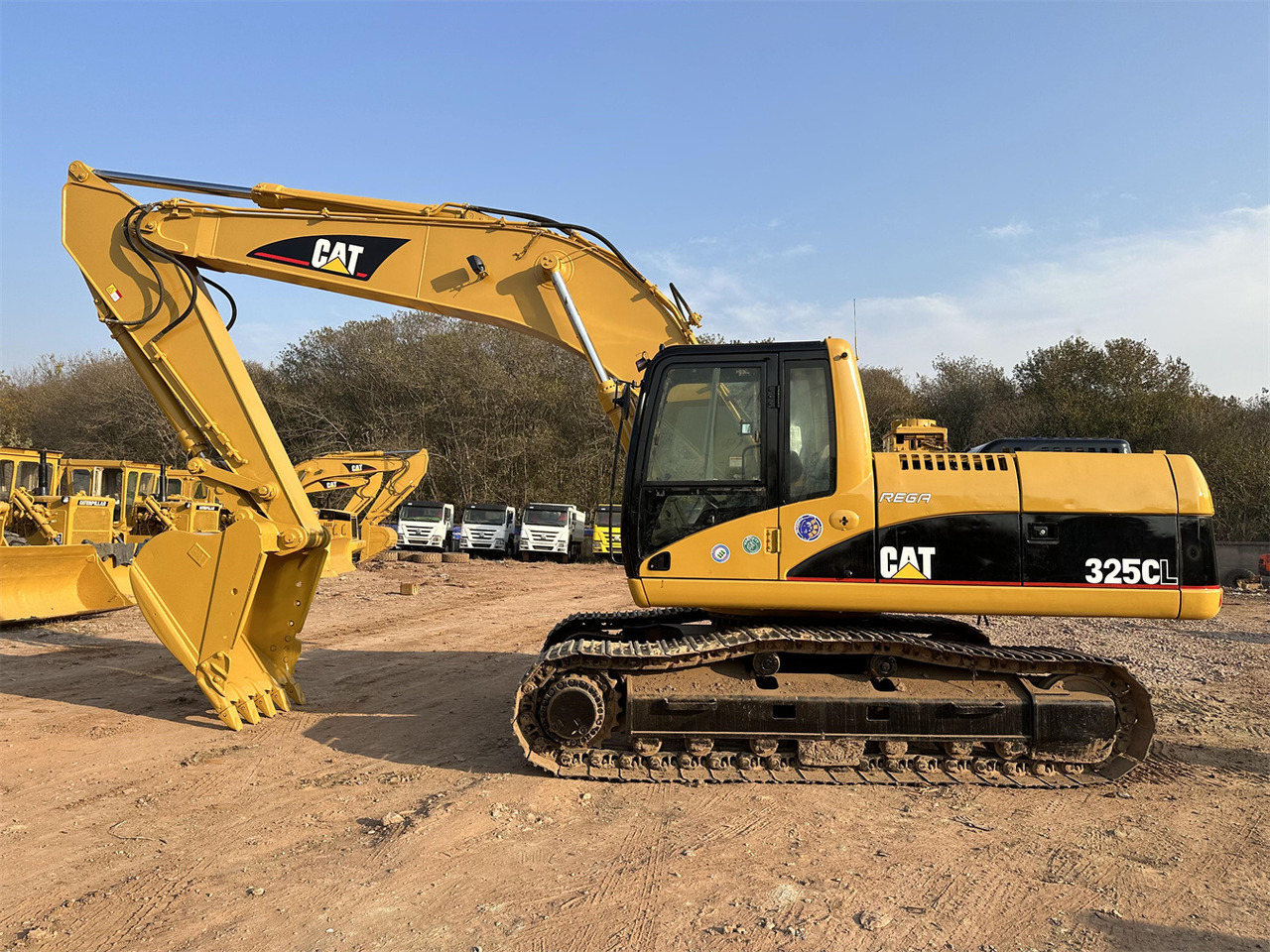 CATERPILLAR 325C - Crawler excavator: picture 2 CATERPILLAR 325C - Crawler excavator: picture 2