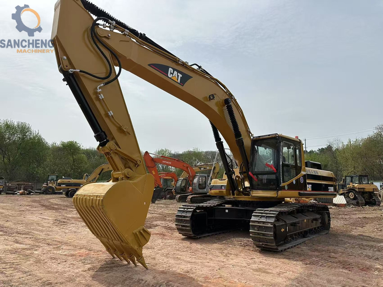 Crawler excavator CATERPILLAR 330BL: picture 9