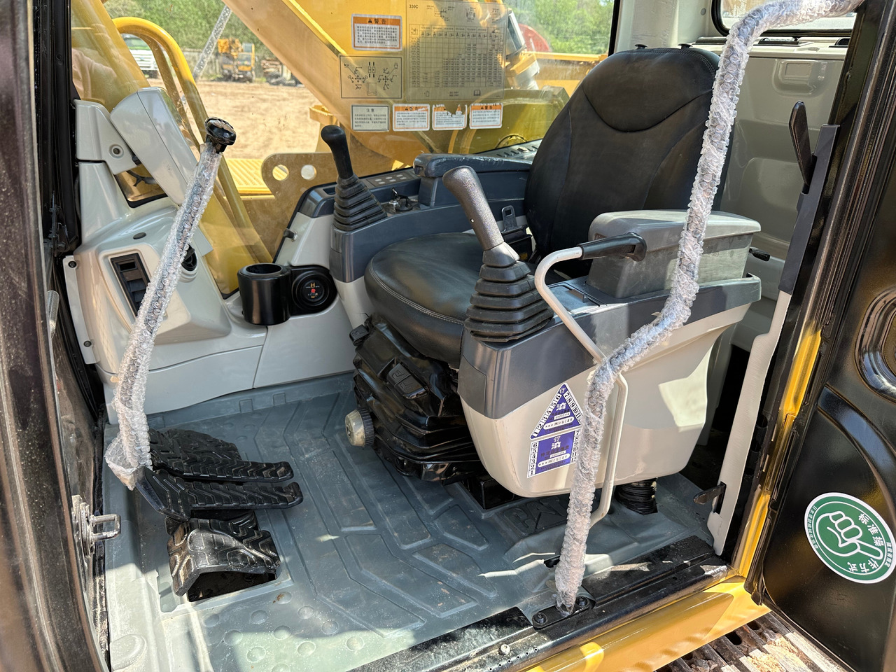 CATERPILLAR 330CL - Crawler excavator: picture 5 CATERPILLAR 330CL - Crawler excavator: picture 5