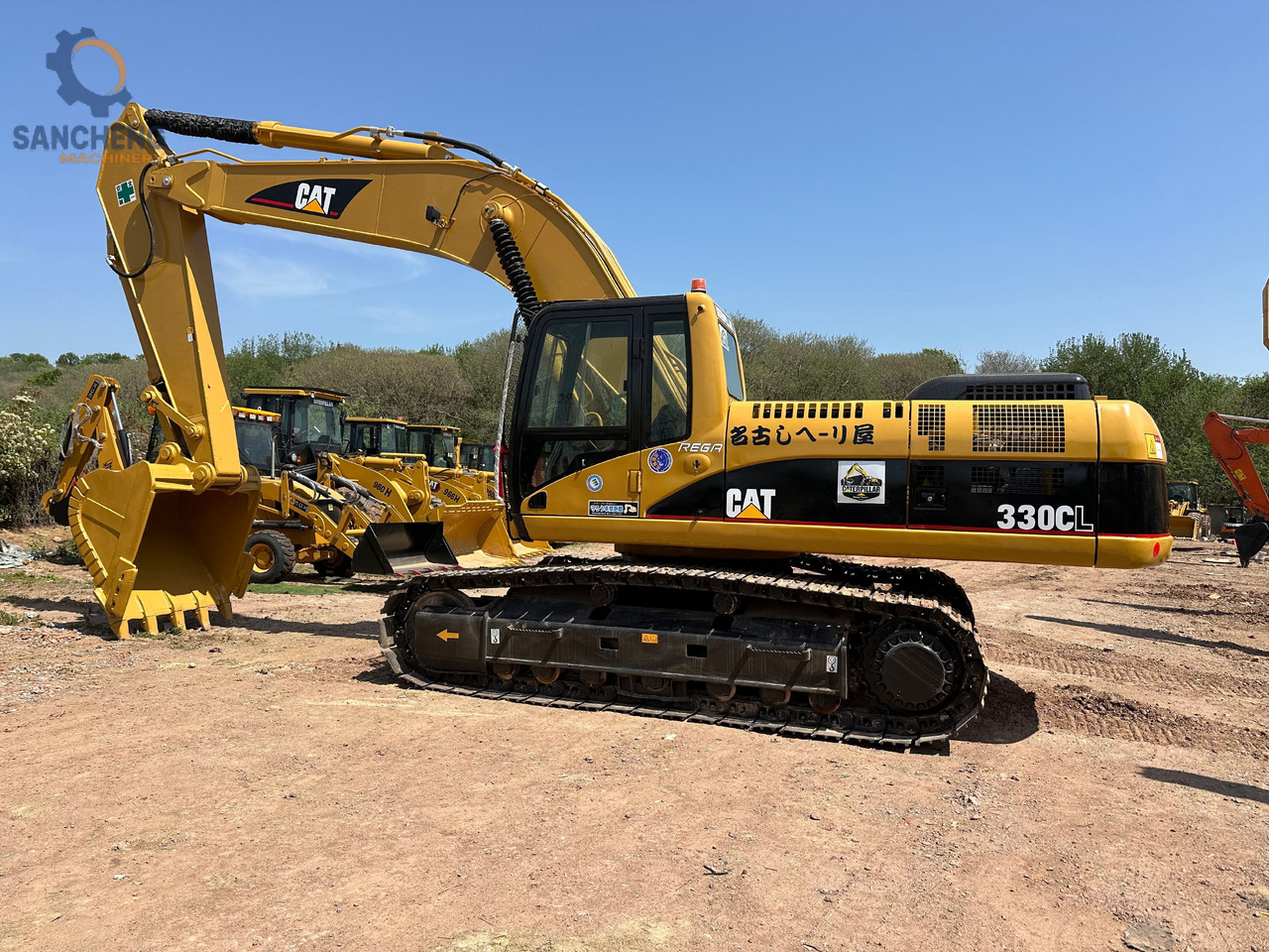Excavator CATERPILLAR 330CL: picture 8