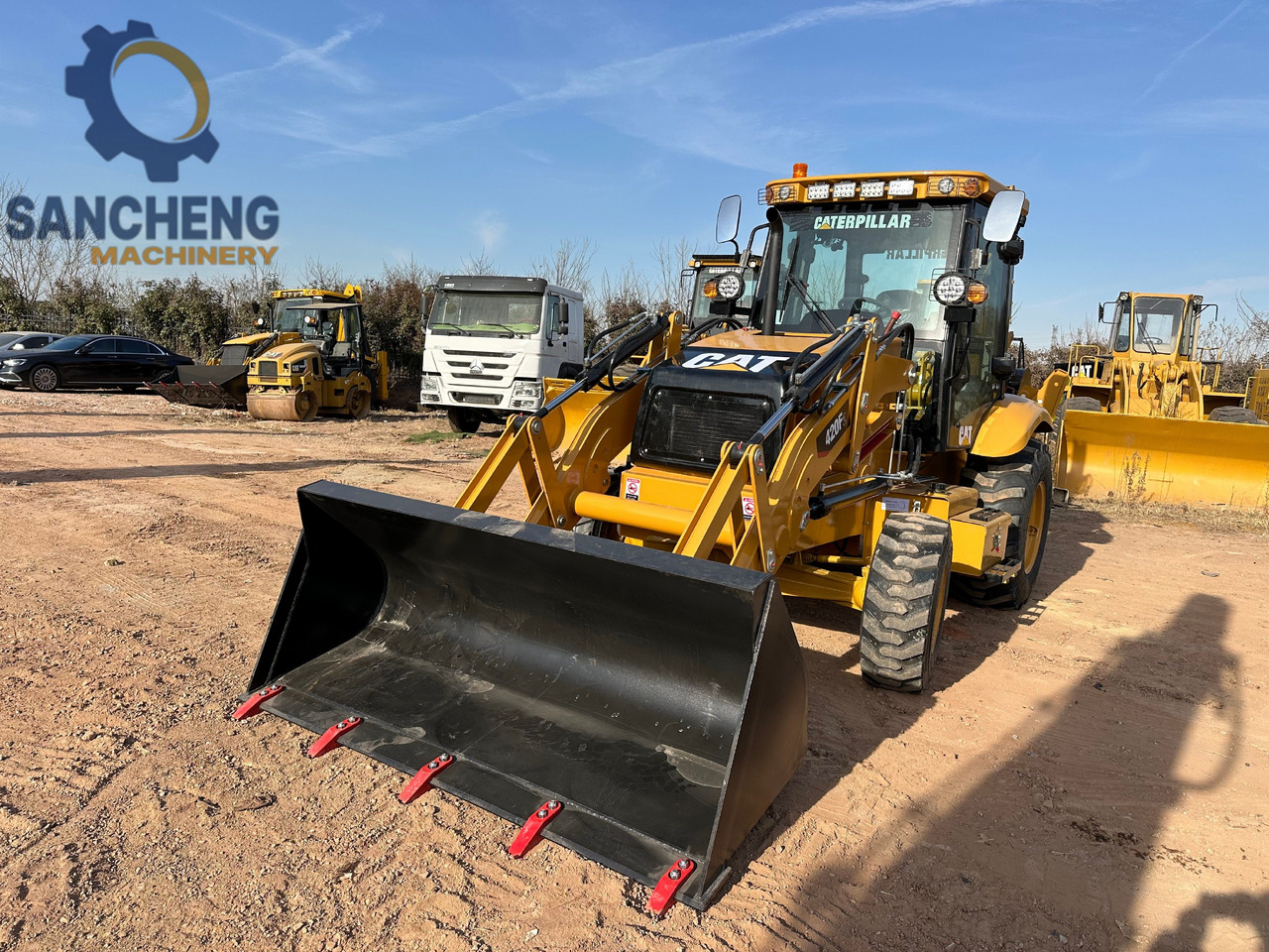 CATERPILLAR 420F2 - Backhoe loader: picture 4 CATERPILLAR 420F2 - Backhoe loader: picture 4