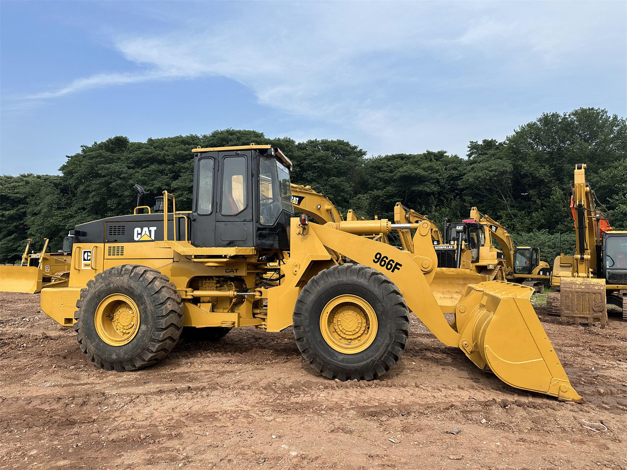 CATERPILLAR 966F - Wheel loader: picture 1 CATERPILLAR 966F - Wheel loader: picture 1