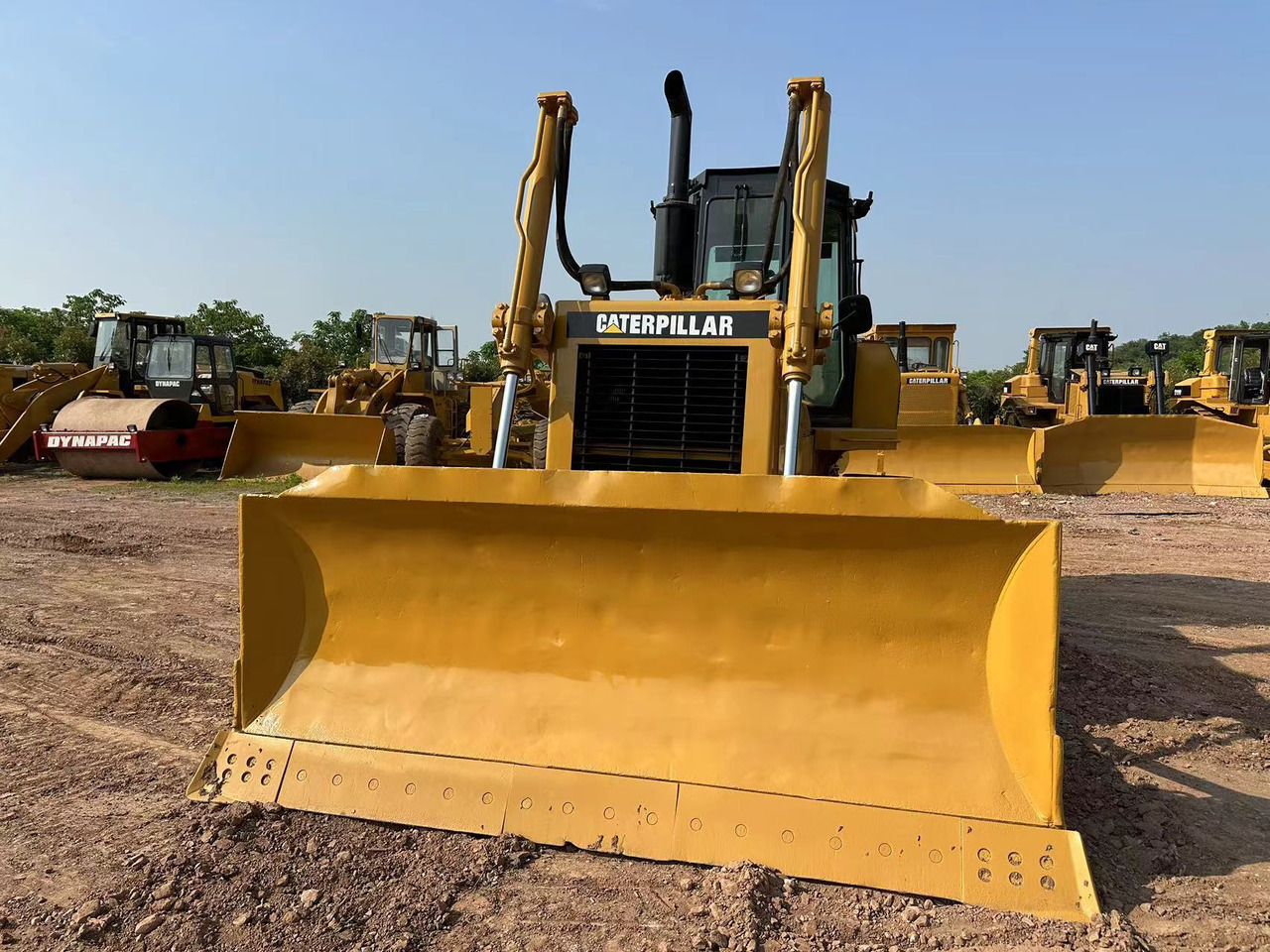 CATERPILLAR D6G Crawler Bulldozer - Bulldozer: picture 3 CATERPILLAR D6G Crawler Bulldozer - Bulldozer: picture 3